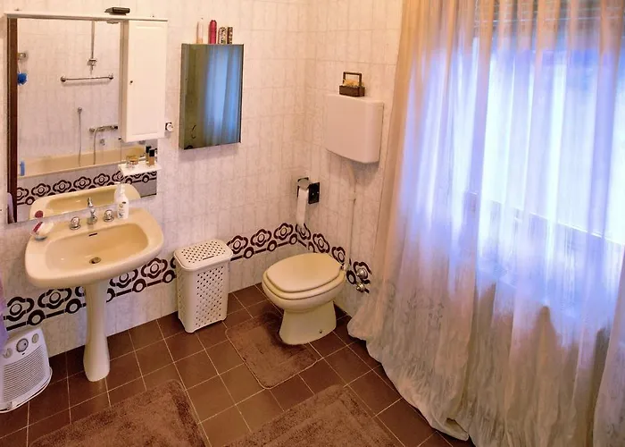 Chip And Chop Bed & Breakfast Trieste