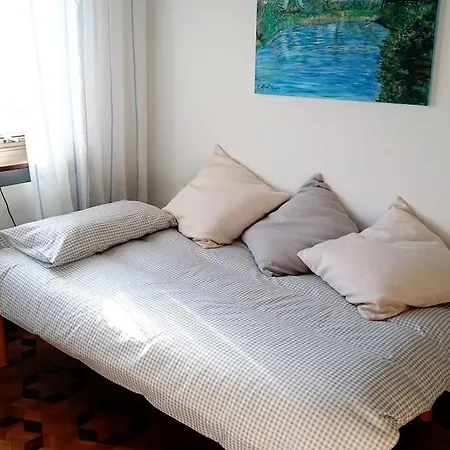 Chip And Chop Panzió *