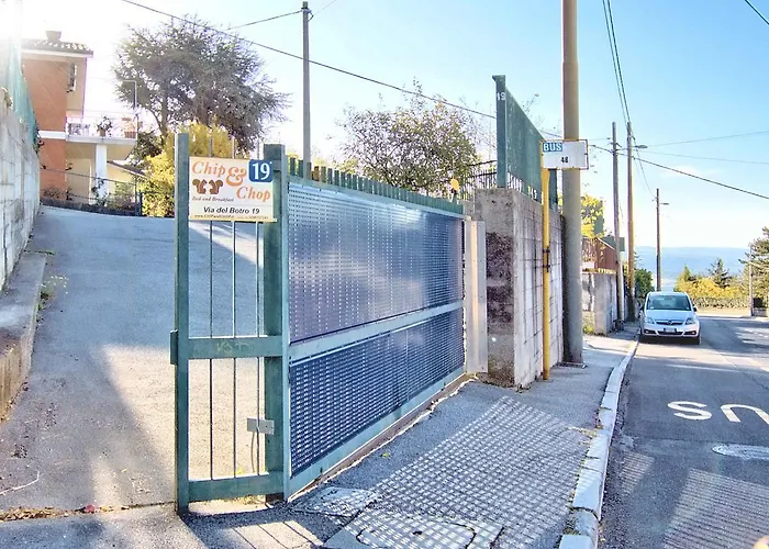 Bed & Breakfast Chip And Chop *